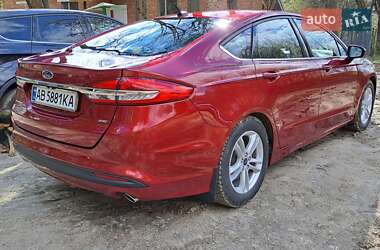 Седан Ford Fusion 2018 в 