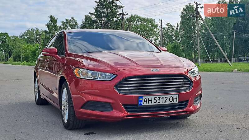 Седан Ford Fusion 2013 в Києві