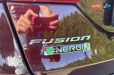 Седан Ford Fusion 2016 в Умани