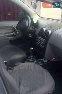 Хэтчбек Ford Fusion 2004 в Черкассах