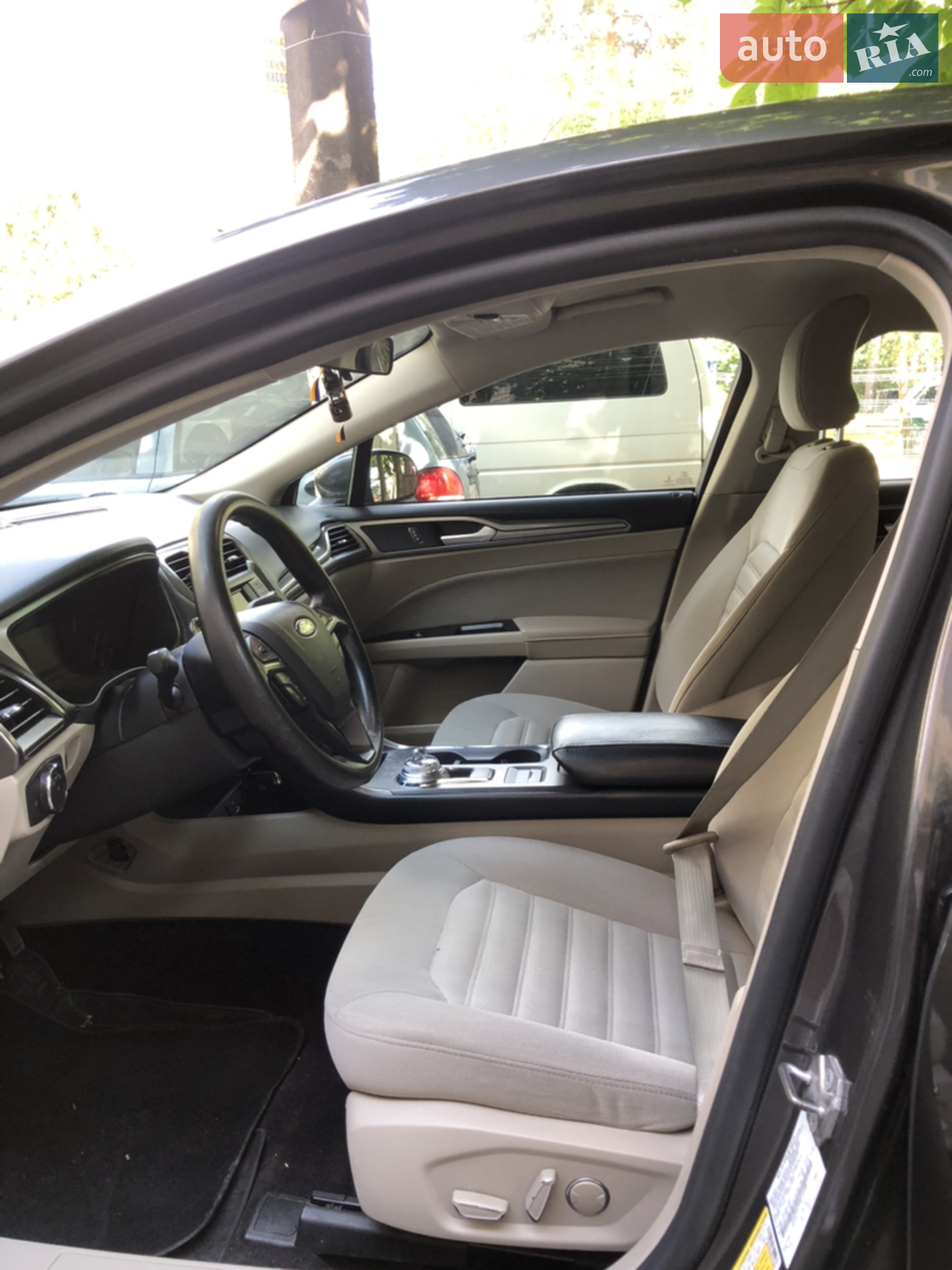 2016 Ford Fusion - мініатюра 16