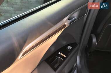Седан Ford Fusion 2013 в 