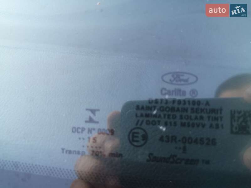 Седан Ford Fusion 2015 в Луцьку