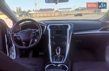 Седан Ford Fusion 2015 в Луцке