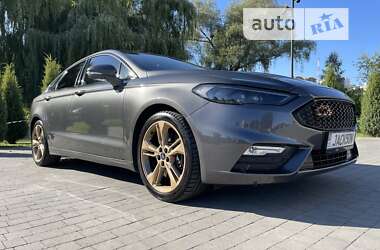 Ford Fusion 2017