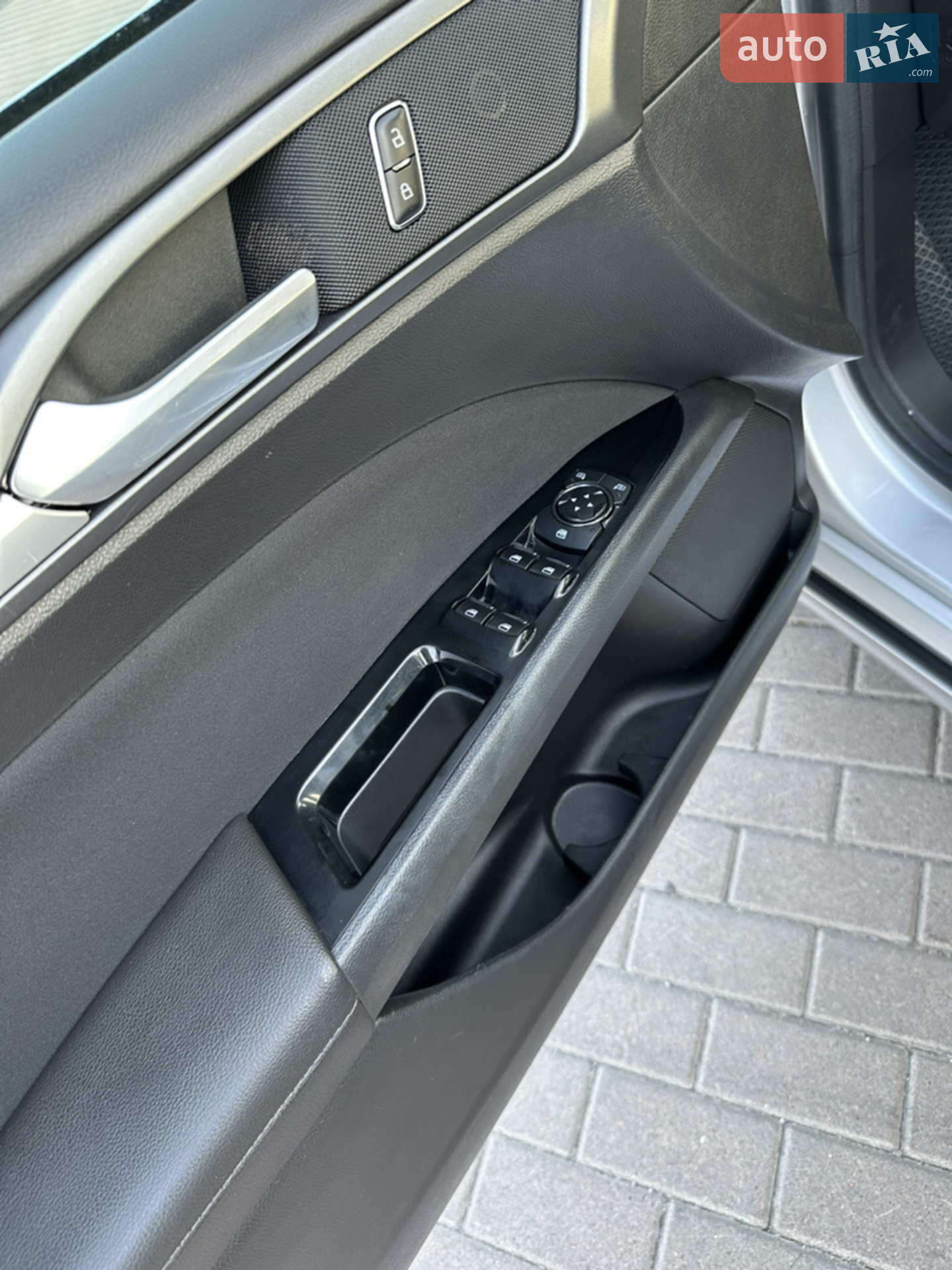 2014 Ford Fusion - мініатюра 23