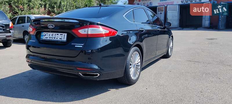 Седан Ford Fusion 2013 в Хмельнике