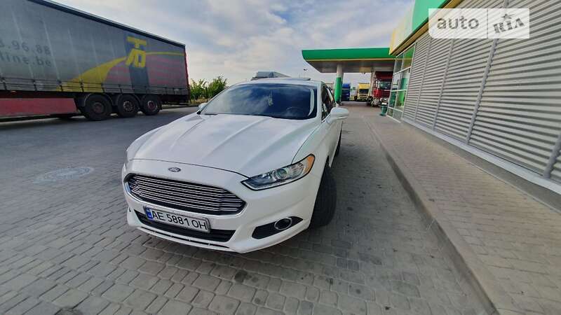 Седан Ford Fusion 2015 в Днепре фото Седан Ford Fusion 2015 в Днепре