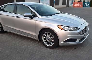 Седан Ford Fusion 2016 в Умані