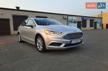 Седан Ford Fusion 2016 в Умані