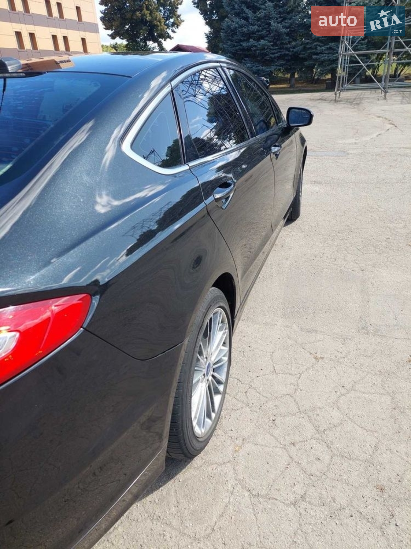 2014 Ford Fusion - мініатюра 20