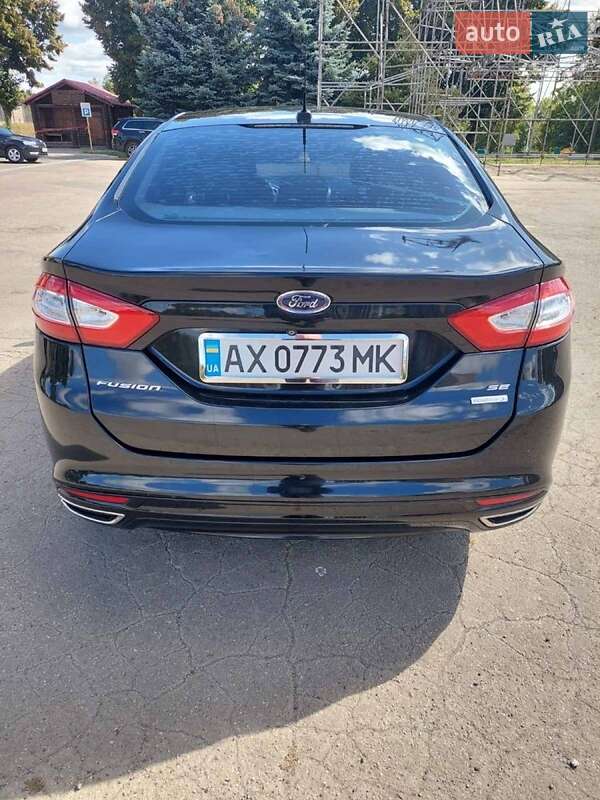 Седан Ford Fusion 2014 в Близнюках