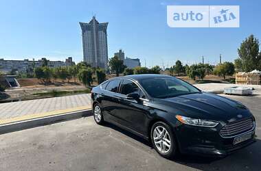 Седан Ford Fusion 2014 в Киеве