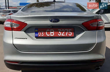 Седан Ford Fusion 2014 в Ужгороде