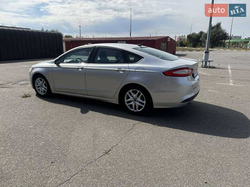 Седан Ford Fusion 2015 в Киеве