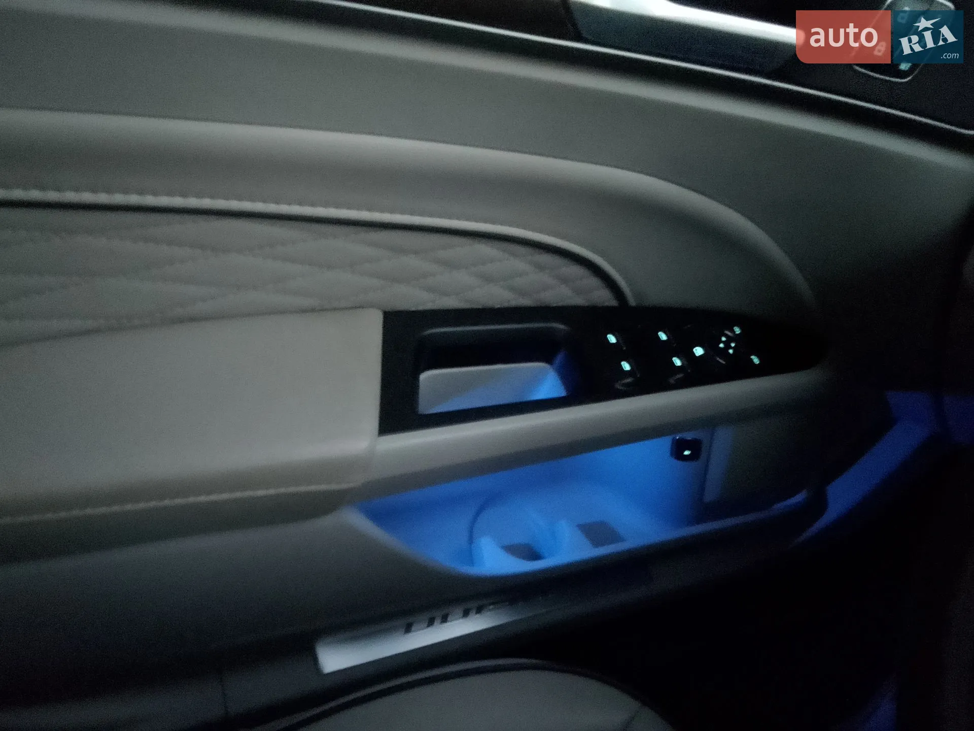 2016 Ford Fusion - мініатюра 31
