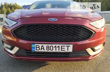 Седан Ford Fusion 2016 в Бучі