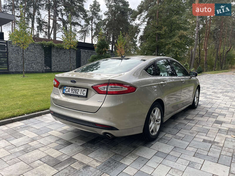 Седан Ford Fusion 2014 в Черкассах