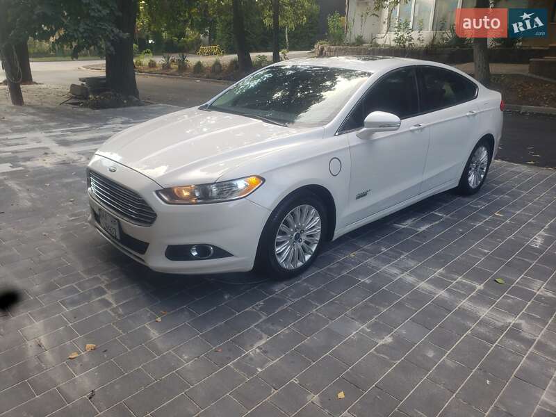 Ford Fusion 2013