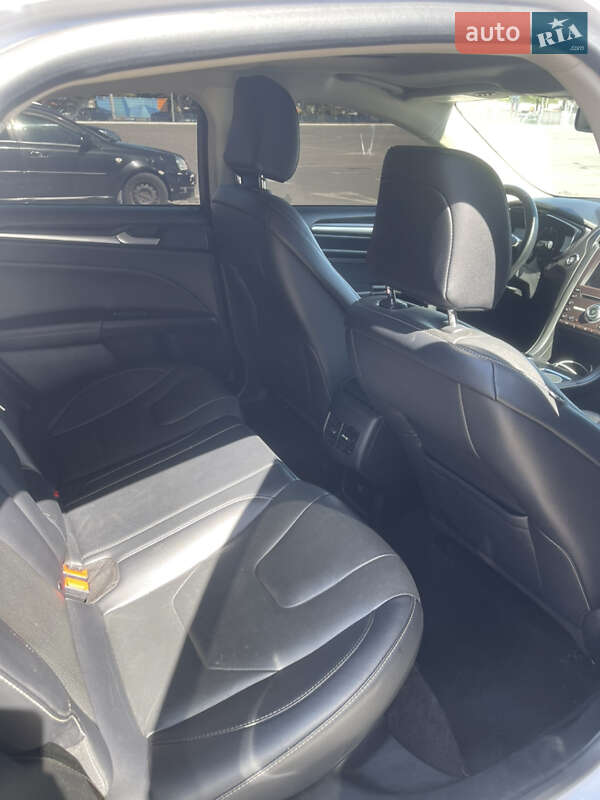 Седан Ford Fusion 2020 в Одессе