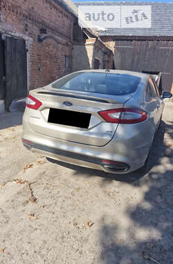 Ford Fusion 2017