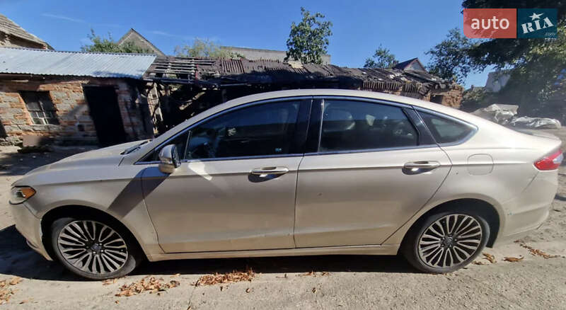 Седан Ford Fusion 2017 в Ровно