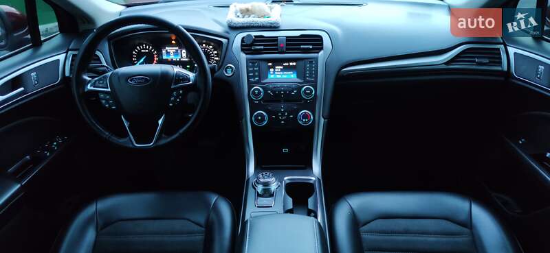 Седан Ford Fusion 2016 в Одессе
