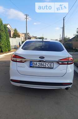 Седан Ford Fusion 2017 в Новоукраинке