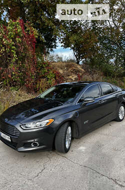 Ford Fusion 2015