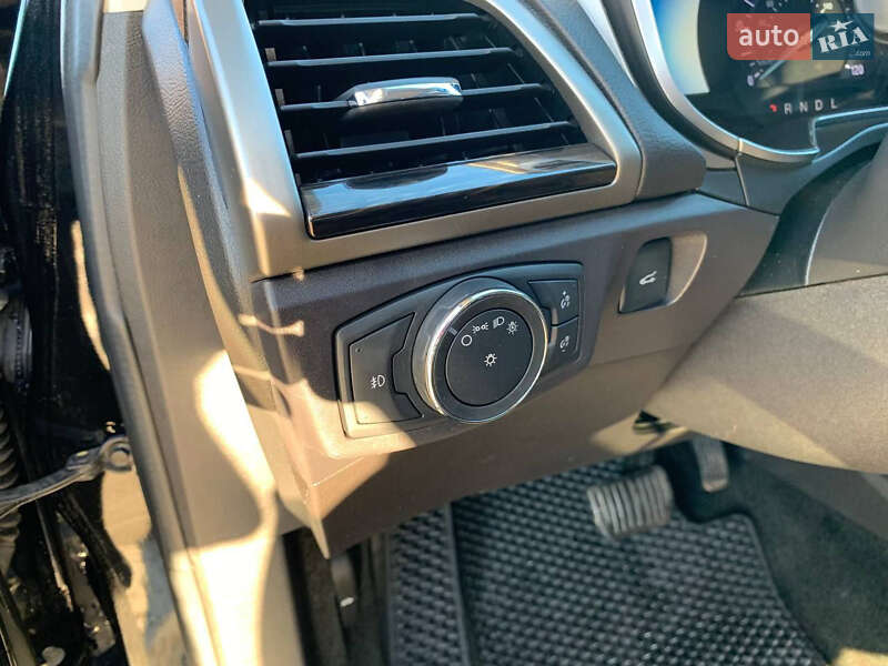 Седан Ford Fusion 2015 в Киеве