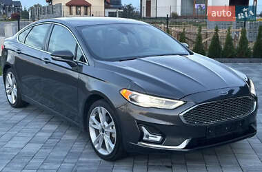 Ford Fusion 2017