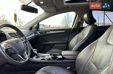 Седан Ford Fusion 2014 в 