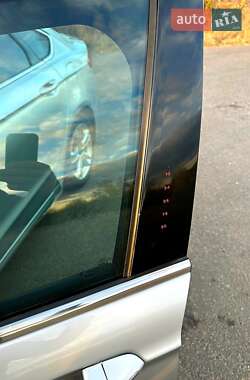 Седан Ford Fusion 2014 в 