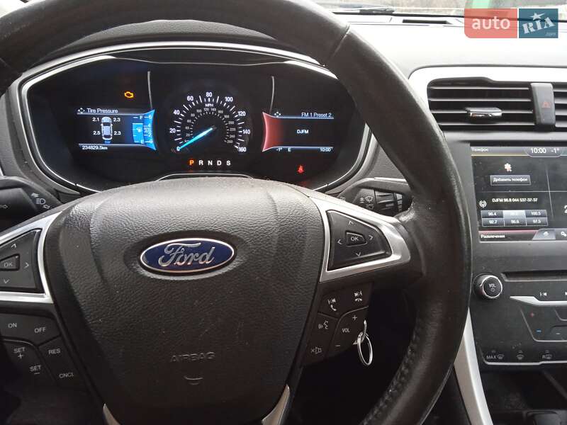 Седан Ford Fusion 2014 в Ирпене