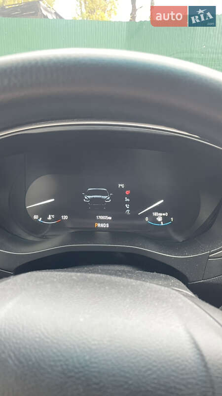 Седан Ford Fusion 2016 в Киеве фото 31 Седан Ford Fusion 2016 в Киеве