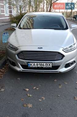 Седан Ford Fusion 2014 в 