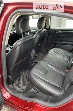 Ford Fusion 2016