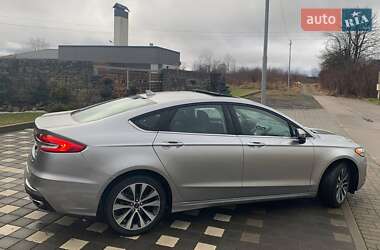 Седан Ford Fusion 2020 в Львове