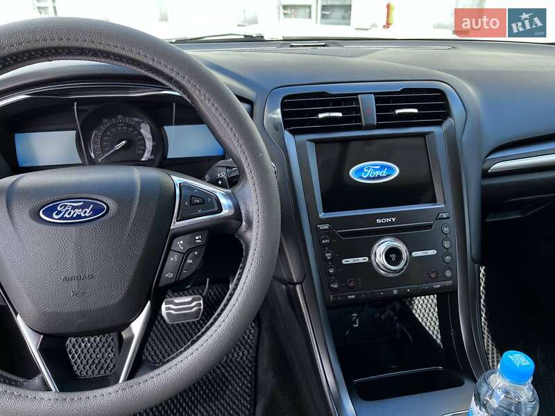 Седан Ford Fusion 2018 в Днепре