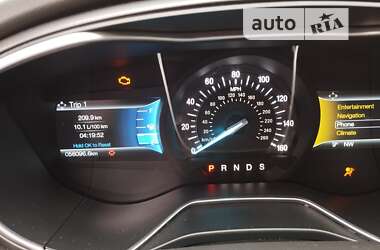 Седан Ford Fusion 2015 в 