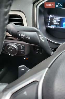 Седан Ford Fusion 2013 в 