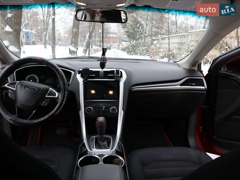 Седан Ford Fusion 2013 в Киеве