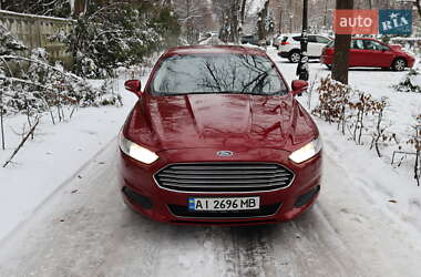 Седан Ford Fusion 2013 в 