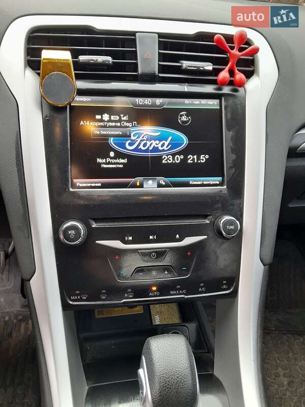 Седан Ford Fusion 2014 в 
