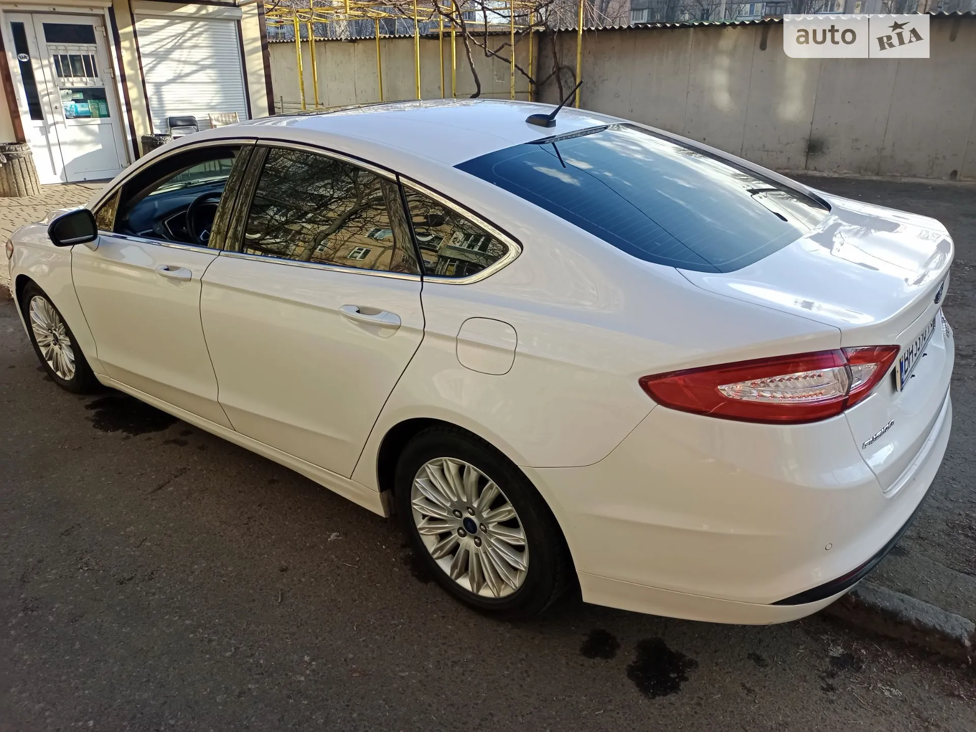 2015 Ford Fusion - мініатюра 32