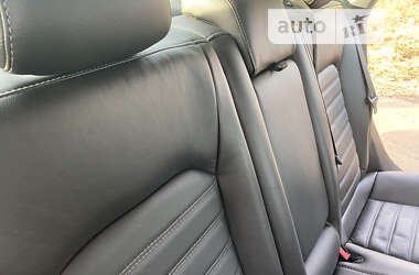 Седан Ford Fusion 2013 в 