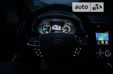 Седан Ford Fusion 2013 в Ивано-Франковске
