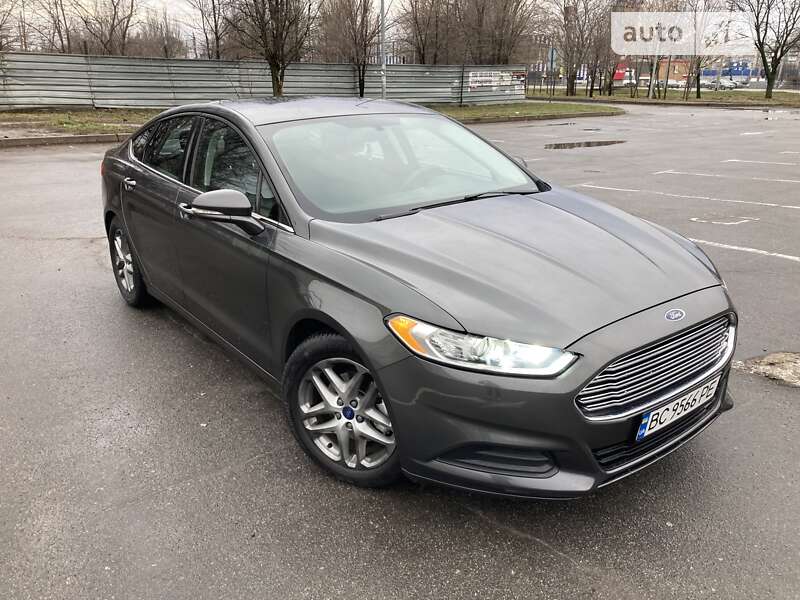 Седан Ford Fusion 2015 в Киеве