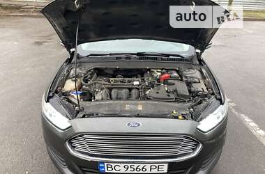 Седан Ford Fusion 2015 в Киеве