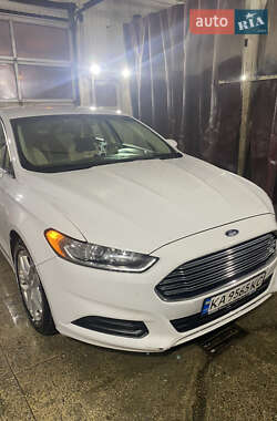 Ford Fusion 2016